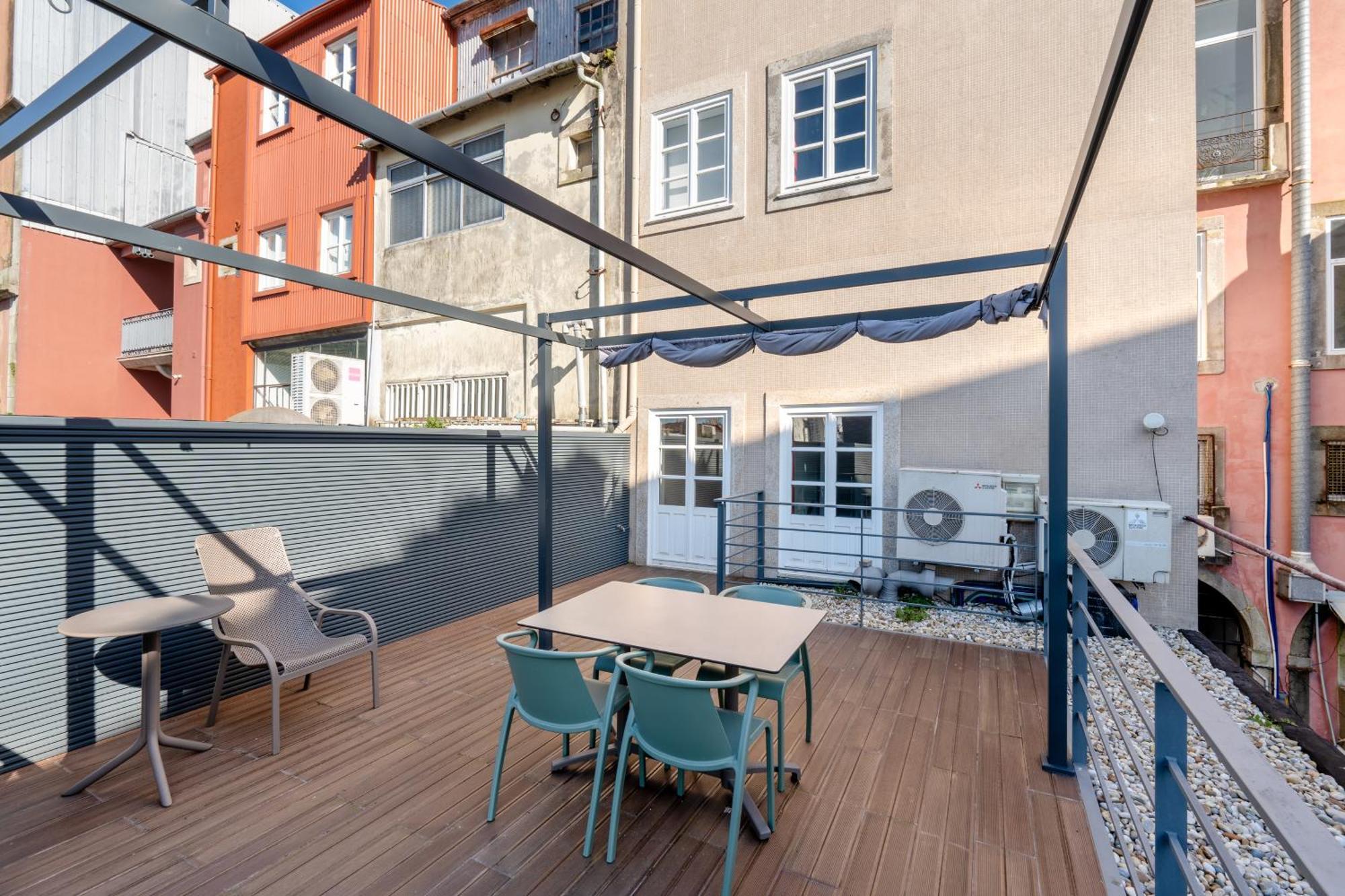 Viva 4 Suites Batalha Residence & Size Flats Batalha Порто Екстериор снимка