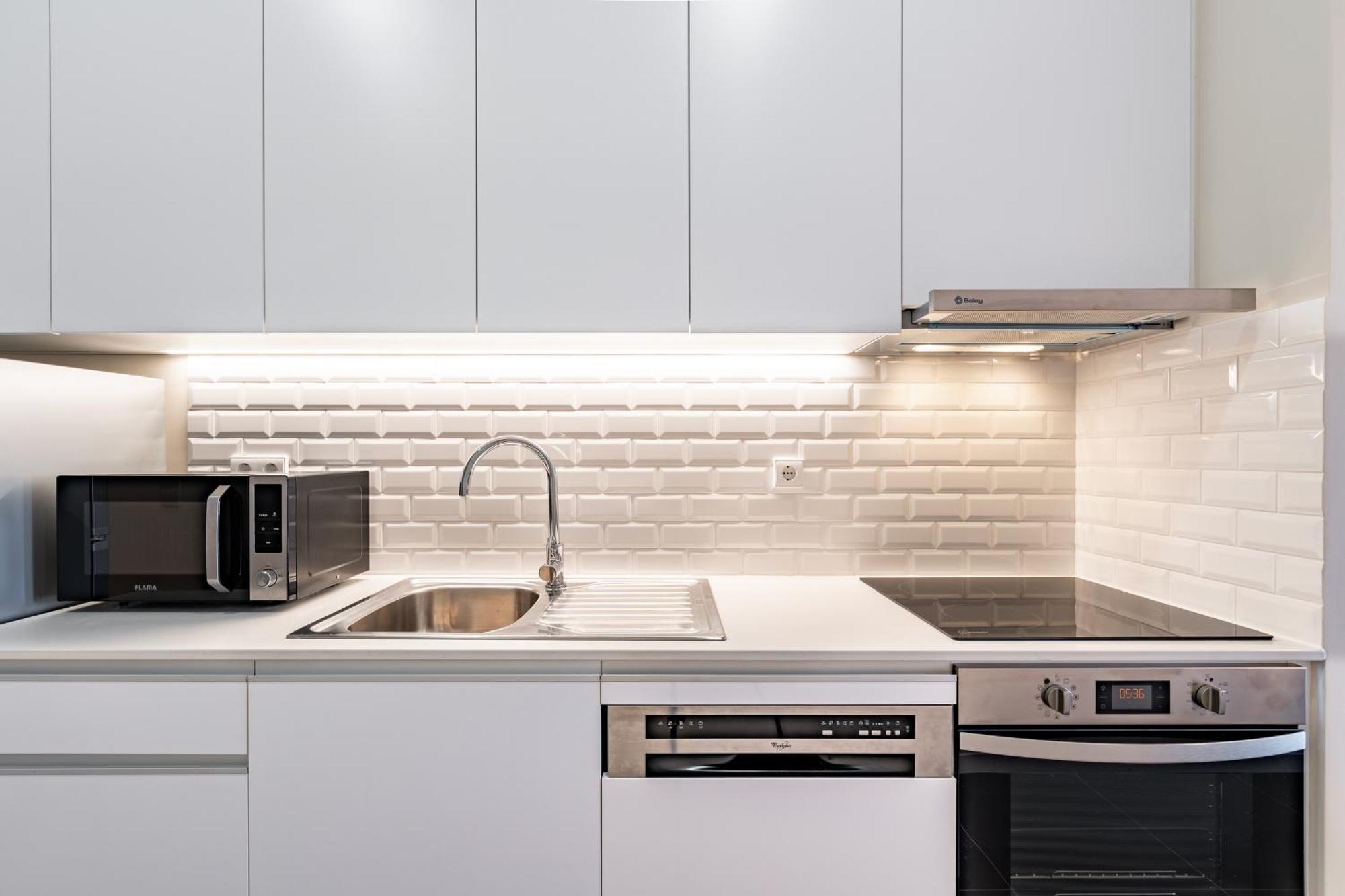 Viva 4 Suites Batalha Residence & Size Flats Batalha Порто Екстериор снимка