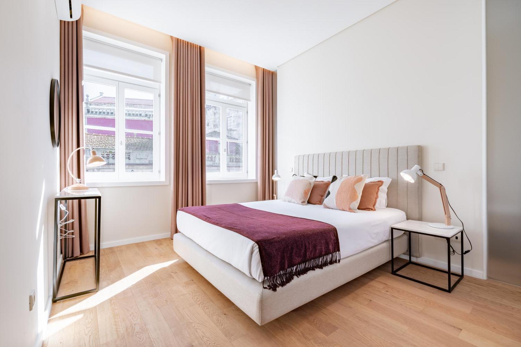 Viva 4 Suites Batalha Residence & Size Flats Batalha Порто Екстериор снимка