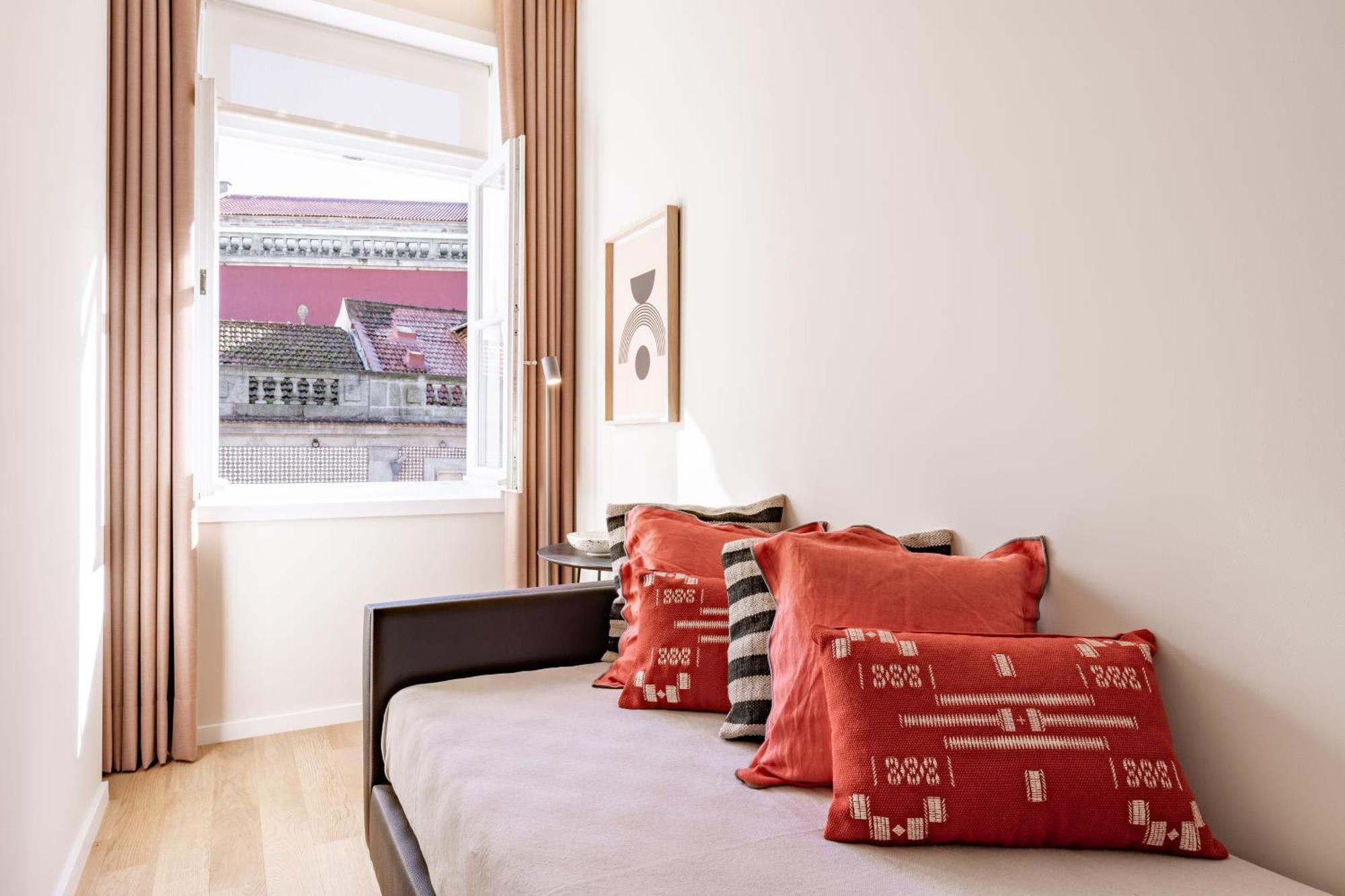 Viva 4 Suites Batalha Residence & Size Flats Batalha Порто Екстериор снимка