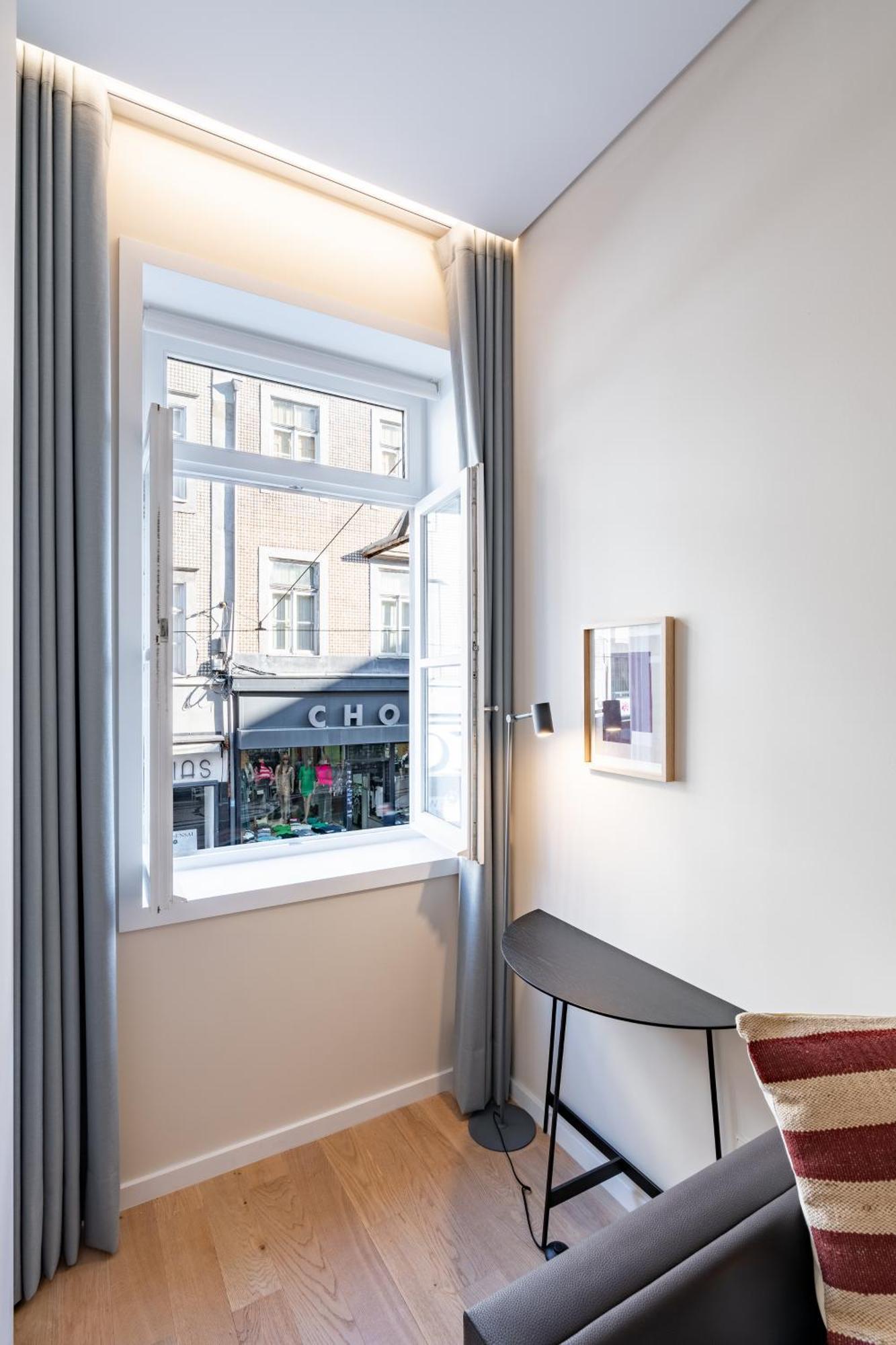 Viva 4 Suites Batalha Residence & Size Flats Batalha Порто Екстериор снимка